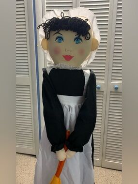 Vintage Miss Fifi House Maid Vacuum Cleaner Cover Doll 50 Inches